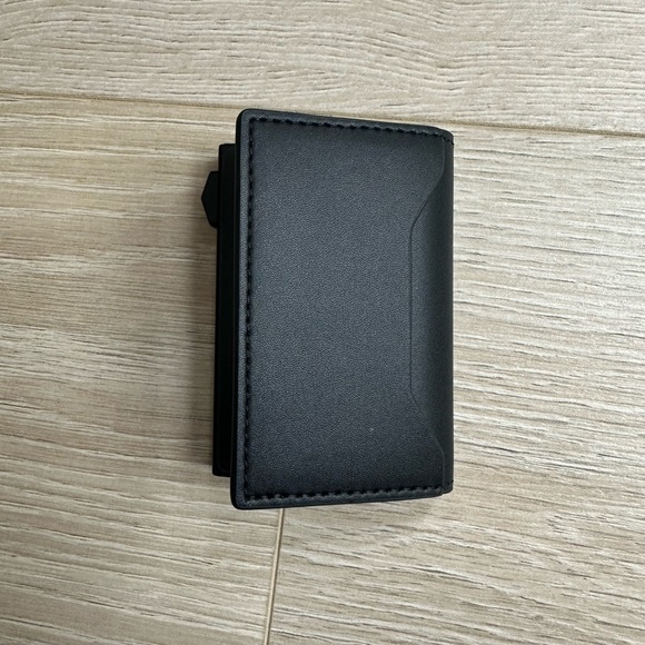 MONOS Slim Wallet Pro - Picture 5 of 6